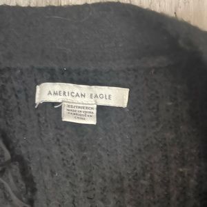 American eagle black sweater